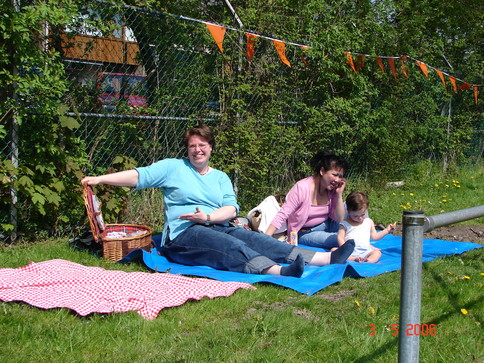 Picknick in speeltuin Bijdorp